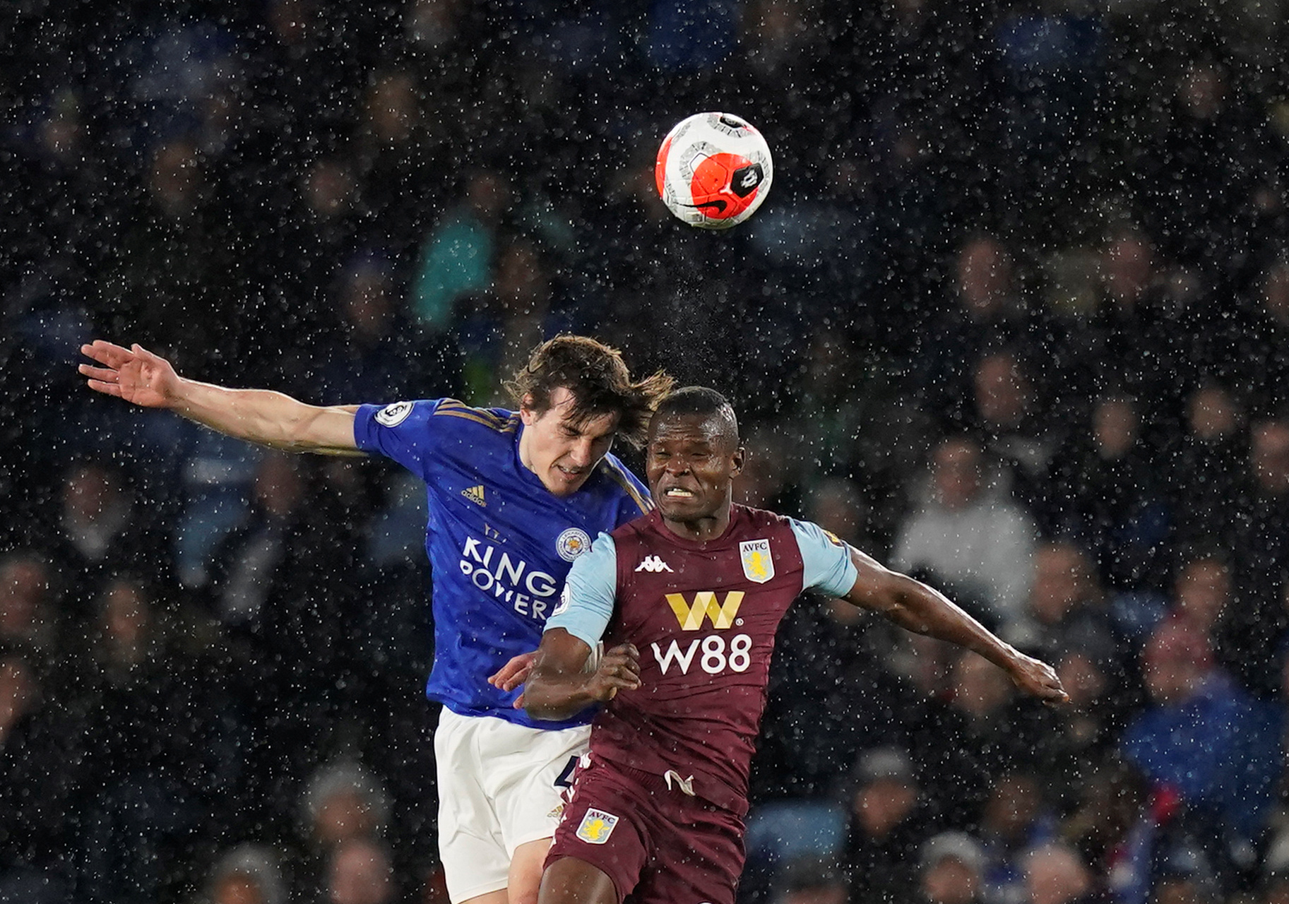 一个借鉴 一个借鉴