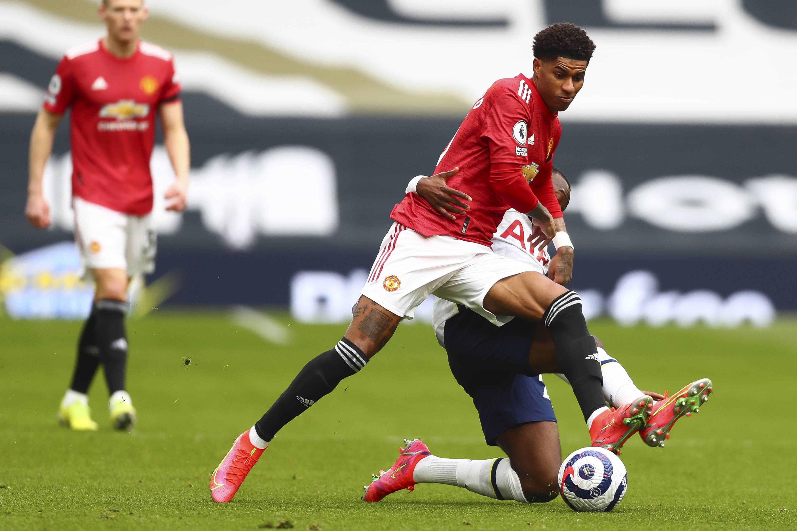 边线落位的 边线落位的